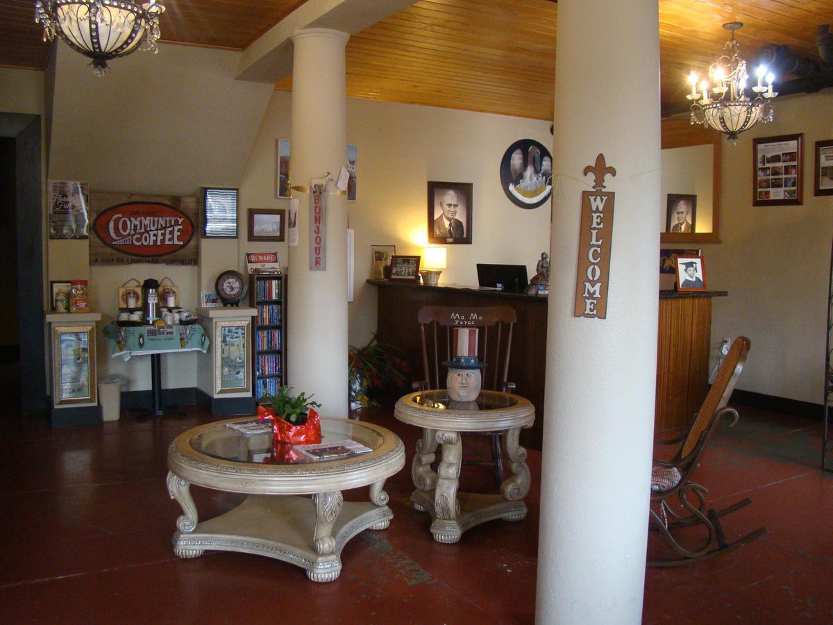 Hotel Cazan Mamou Exterior photo